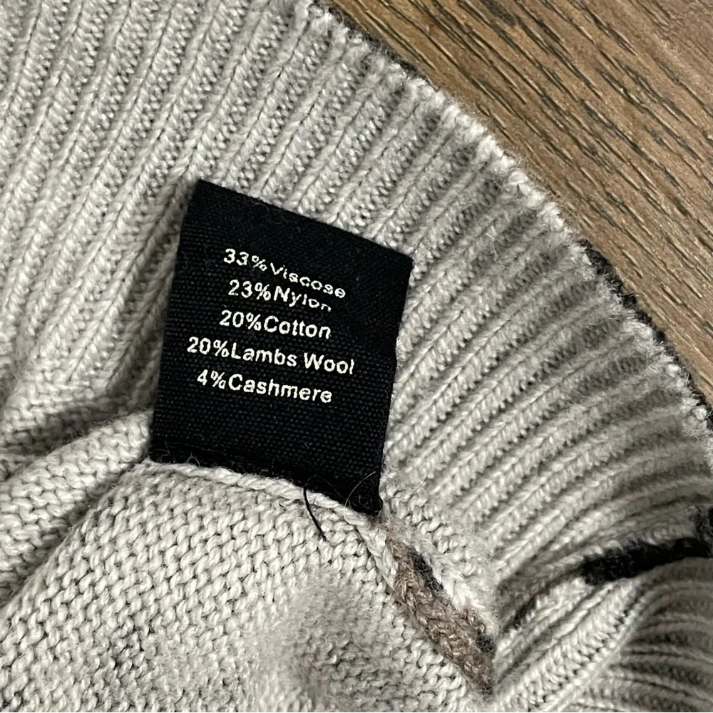 Monrow camo crewneck